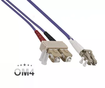 Câble à fibres optiques OM4, 50µ, connecteur LC / SC multimode, violet érica, duplex, LSZH, 100m
