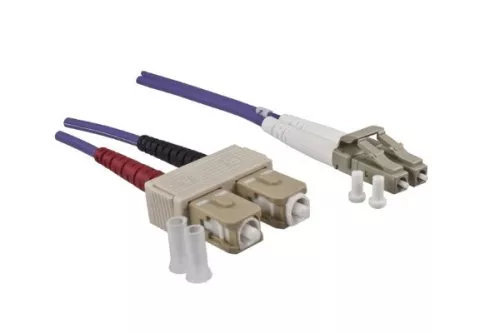 Cavo in fibra ottica OM4, 50µ, connettore LC / SC multimodale, eric violet, duplex, LSZH, 7m